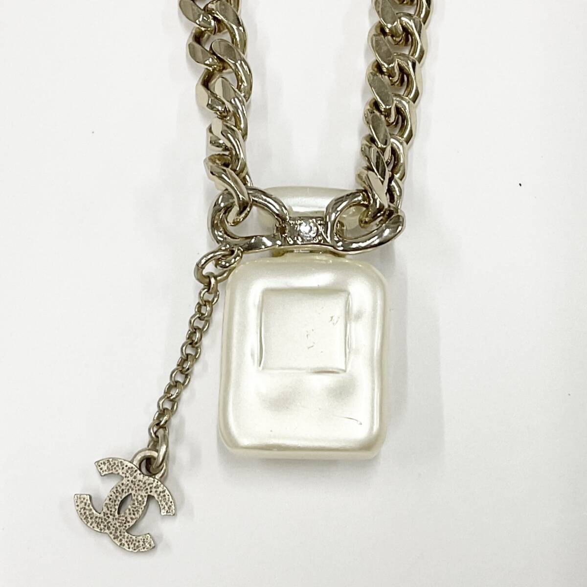 CHANEL シャネル ラインストーン 香水ボトル ネックレス M10488 シャネル ネックレス ボトル 香水 ココマーク No5 ライン