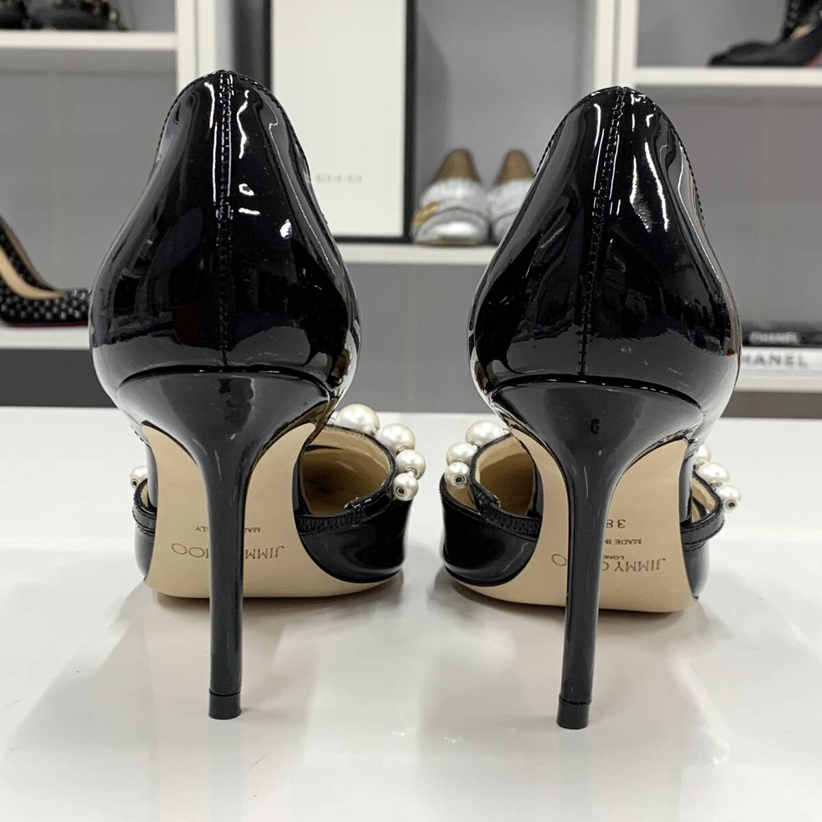M10572 未使用 ジミーチュウ Aurelie85 パテント パール M10572 未使用 ジミーチュウ Aurelie85 パテント パール