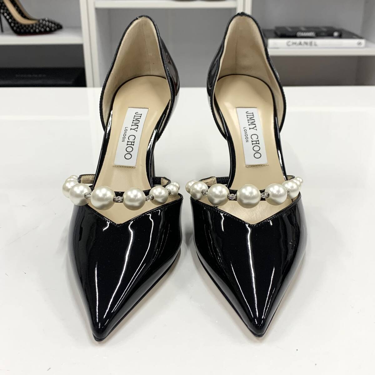 M10572 未使用 ジミーチュウ Aurelie85 パテント パール M10572 未使用 ジミーチュウ Aurelie85 パテント パール