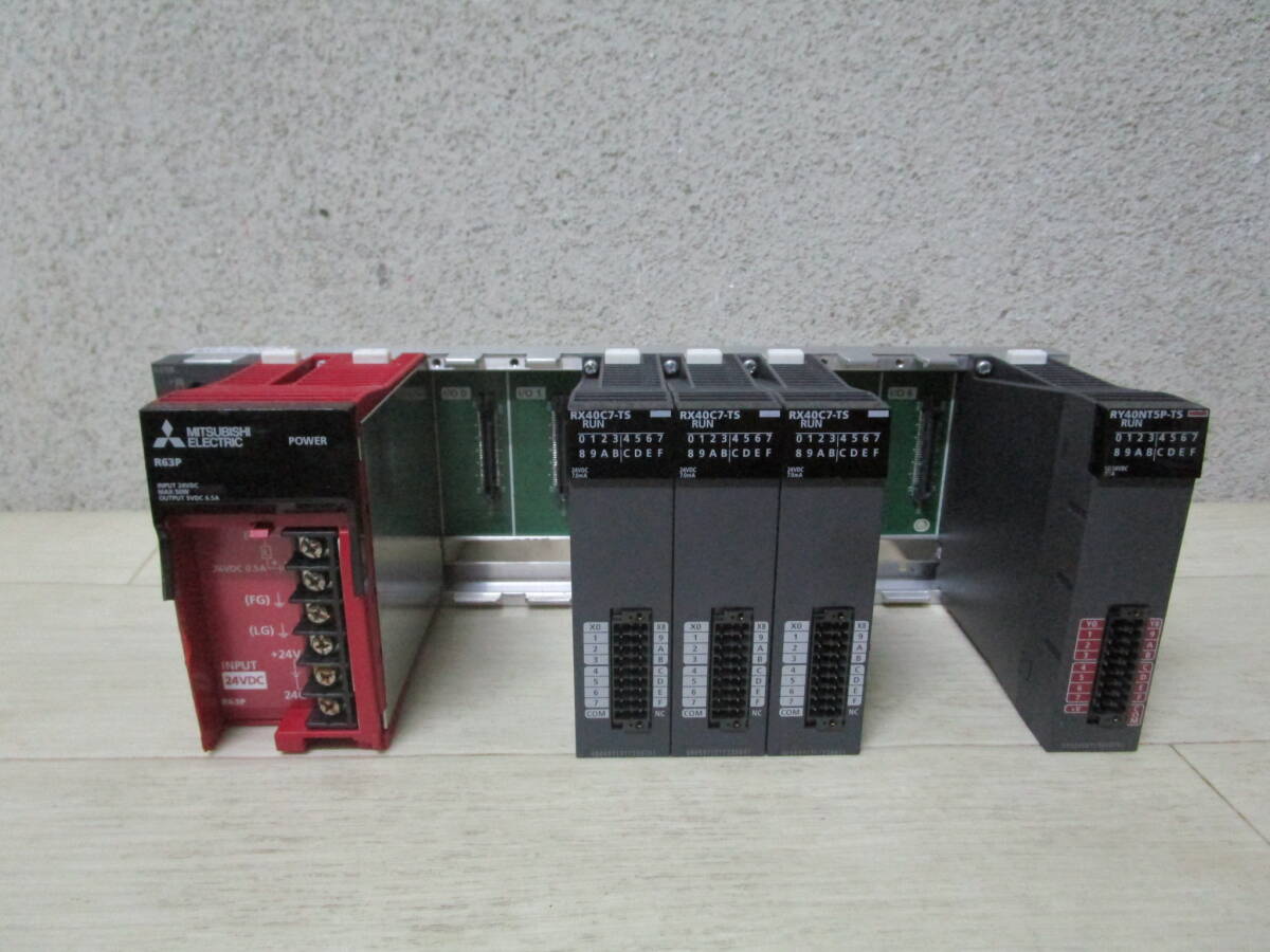 三菱 シーケンサ RY40NT5P-TS/RX40C7-TS セット 三菱 シーケンサ RY40NT5P-TS/RX40C7-TS セット