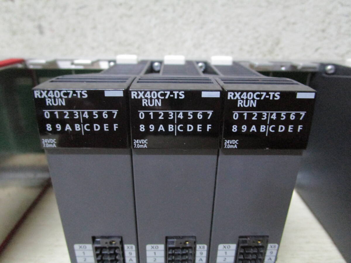 三菱 シーケンサ RY40NT5P-TS/RX40C7-TS セット 三菱 シーケンサ RY40NT5P-TS/RX40C7-TS セット