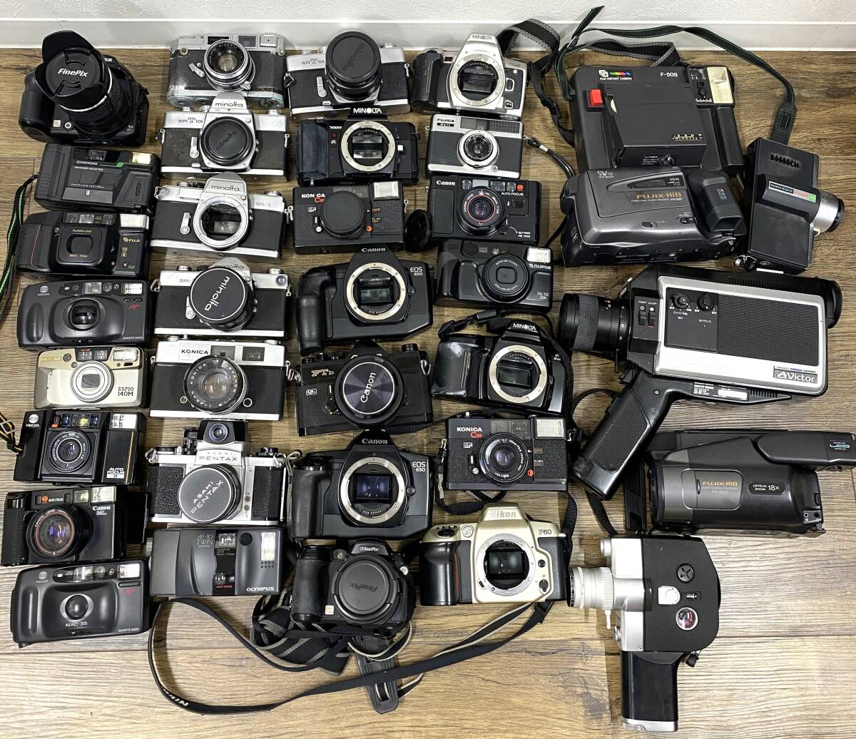 ※ カメラ大量おまとめ！ CANON NIKON PENTAX KONICA FUJIFILM MINOLTA VICTOR FUJICA 等　ジャンク品