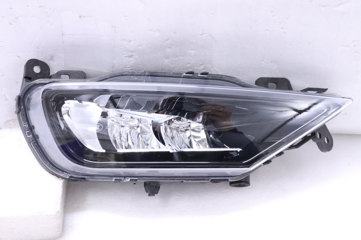 45-296★値下 美品★L(fēng)ED UB VOLVO XC60★右フォグランプ 31395866 純正★ボルボ (DM)