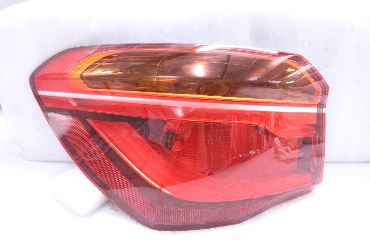 49-2319★美品★前期 F48 BMW X1★左テールライト 7488545-01 純正 (KK)