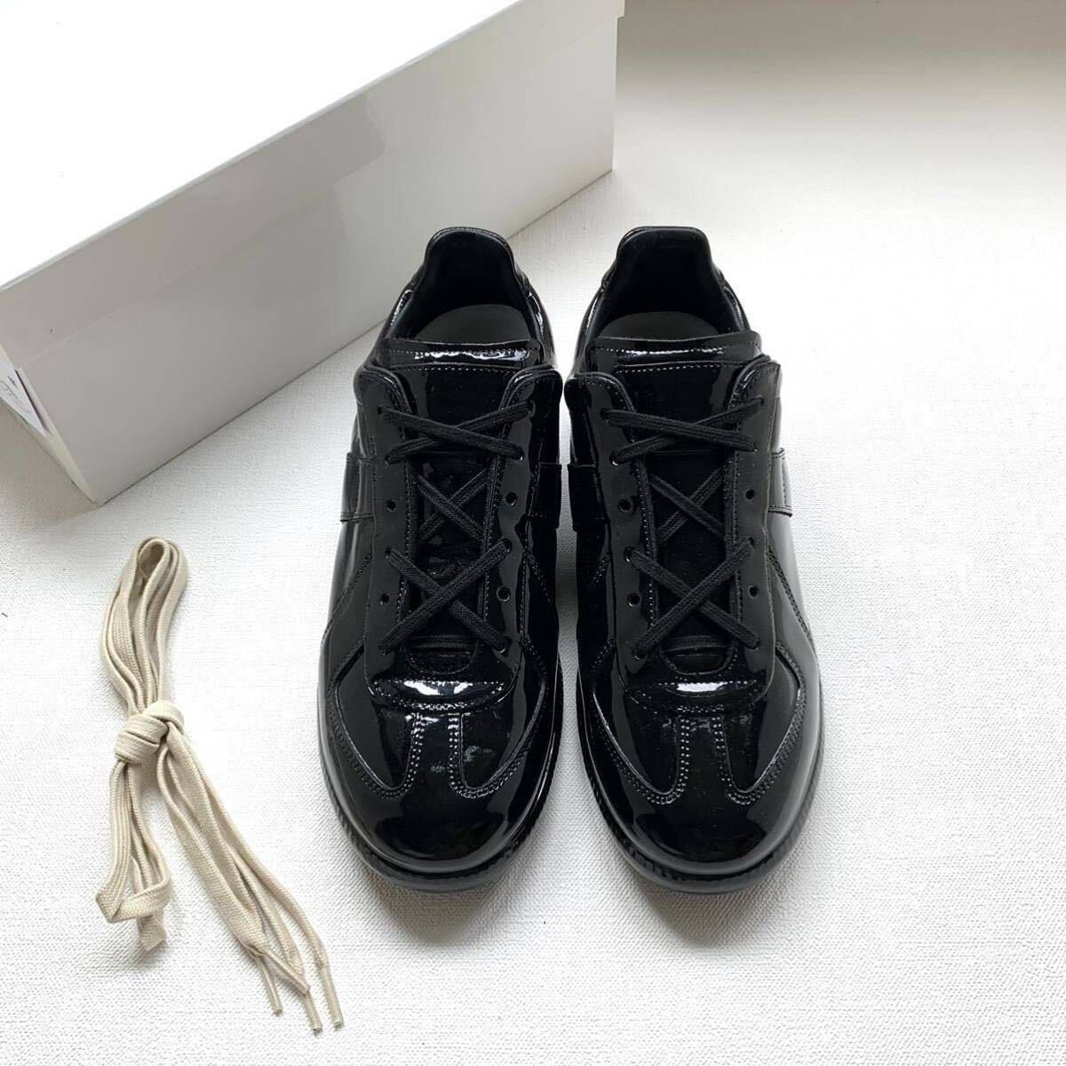 MAISON MARGIELA Replica フェイクパテントレザー スニーカー 新品 Maison Margiela メゾンマルジェラ レプリカ Replica
