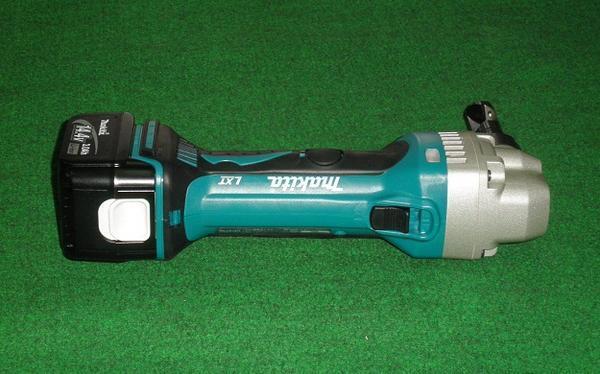 ③新品 マキタ JN160DRF 14.4V充電式ニブラ 切断応力 軟鋼板:1.6 ③新品 マキタ JN160DRF 14.4V充電式ニブラ 切断応力 軟鋼板:1.6