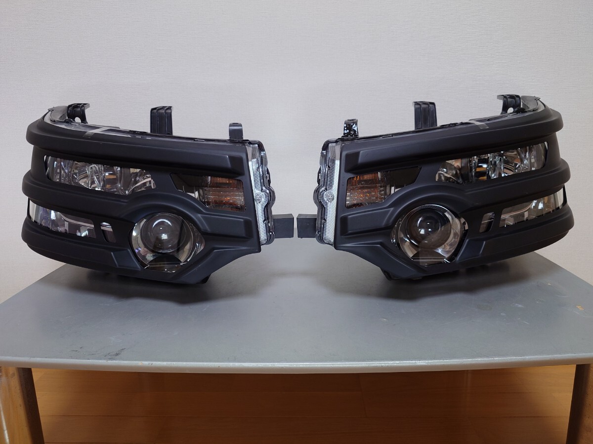 極上美品 フルセット デリカD5 CV5W CV1W CV2W CV4W 純正ヘッド 極上美品 フルセット デリカD5 CV5W CV1W CV2W CV4W 純正ヘッド