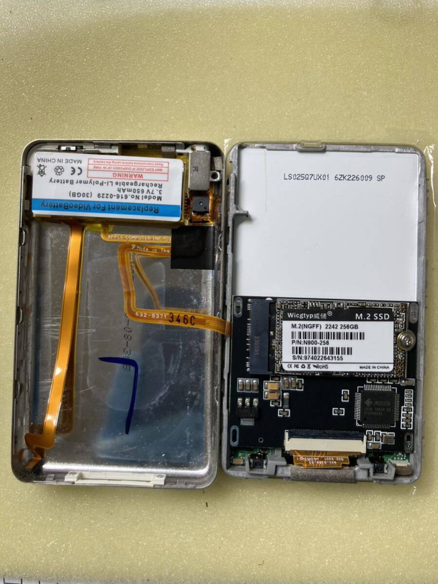 iPod classic 30GB→ 新品SSD256GB&新品バッテリー交換実施