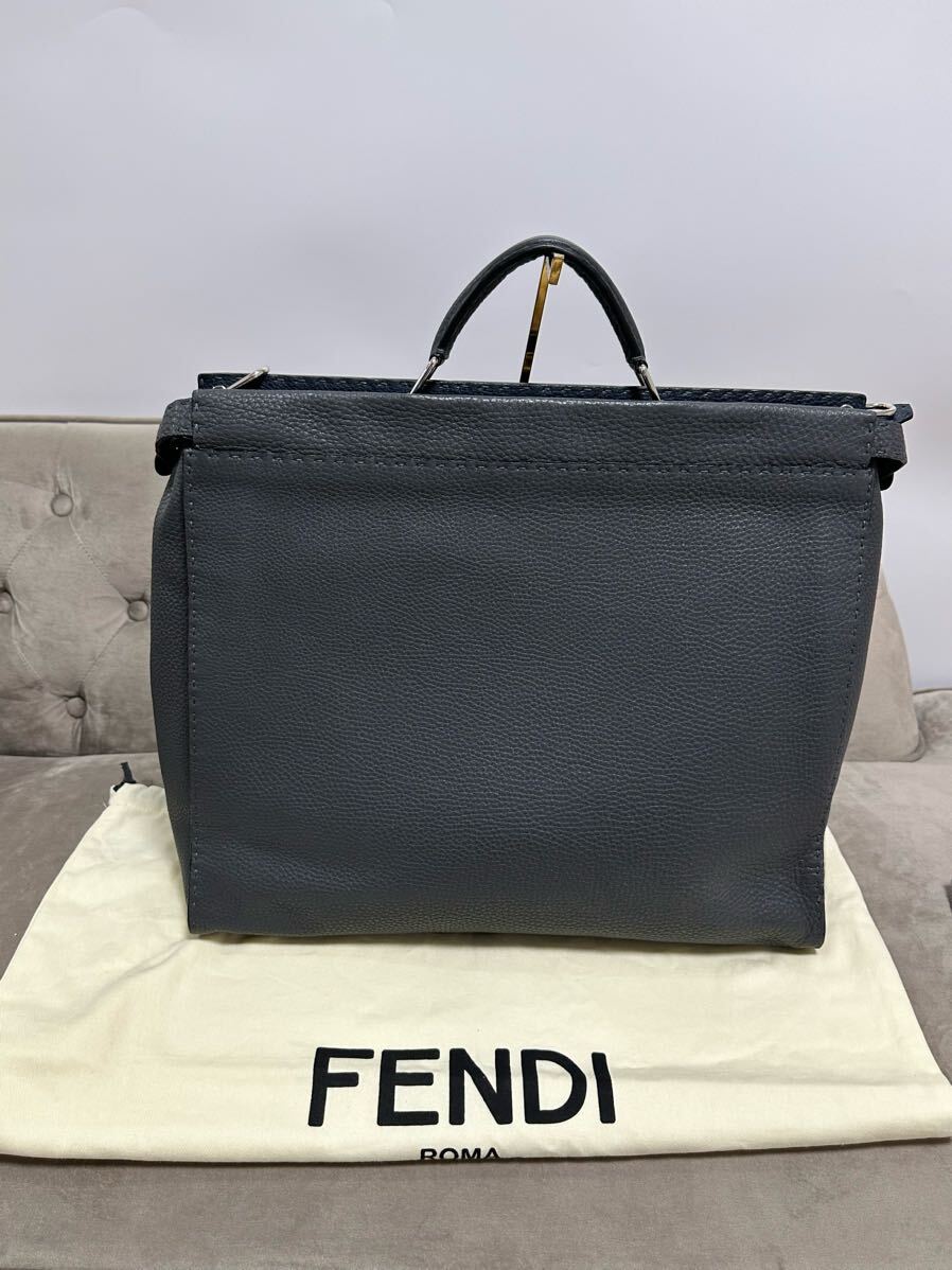 極上美品✨フェンディ FENDI ピーカブー セレリア 7VA354 極上美品✨フェンディ FENDI ピーカブー セレリア 7VA354