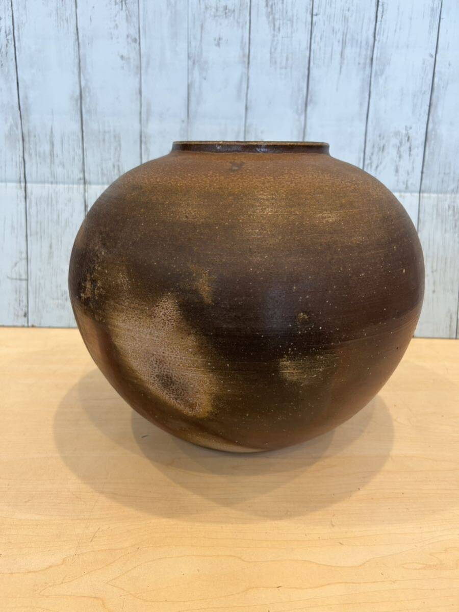 錬E 600 備前焼 壷 紫岡信義作 花瓶 花生 花入 壺 陶器 骨董品