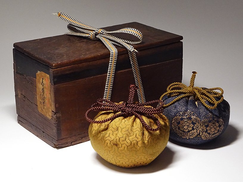 古瀬戸　大海　茶入　共箱　仕服付　茶道具 茶道具 茶入（ちゃいれ） 替仕覆付茶入 大名物 古瀬戸 槍の鞘写