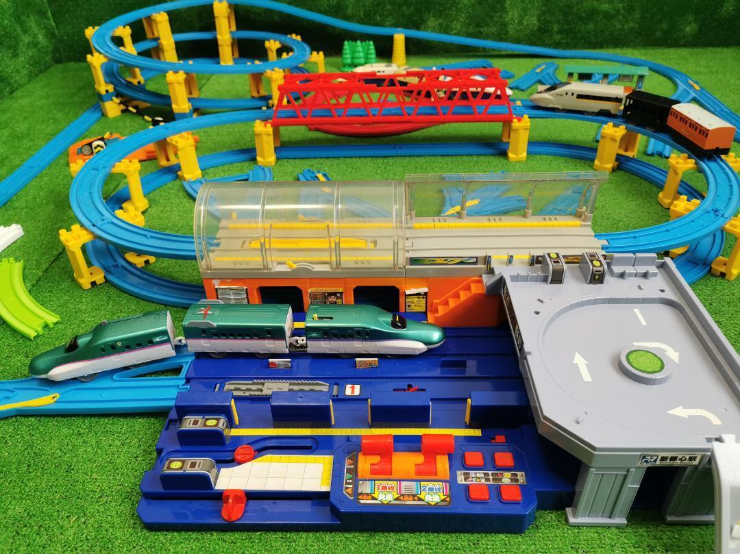 プラレール レイアウト ガチャっとアクションステーション 大きな鉄橋 情景 車両 プラレール レイアウト ガチャっとアクションステーション