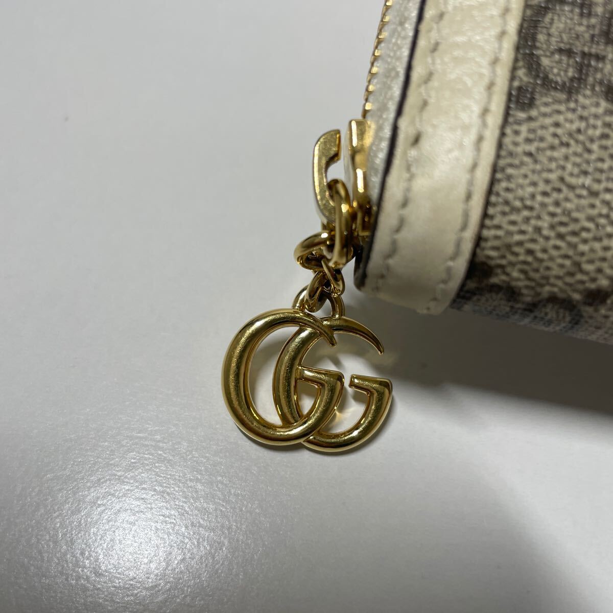 良品】GUCCI グッチ ラウンドファスナー 長財布 523154 オフィ 良品】GUCCI グッチ ラウンドファスナー 長財布 523154 オフィ