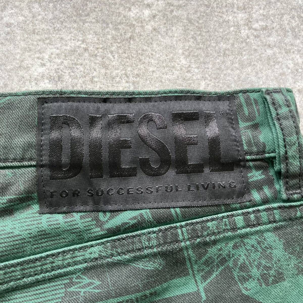 DIESEL / ディーゼル】 (タグ付き) ストレッチ 総柄パンツ D DIESEL / ディーゼル】 (タグ付き) ストレッチ 総柄パンツ D