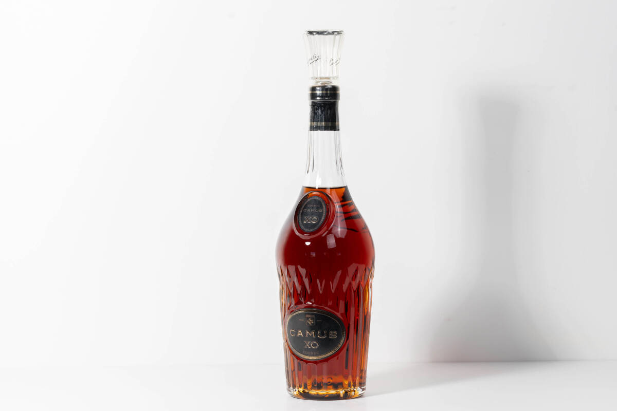 CAMUS カミュ コニャック XO ロングネック 700ml 40度 未開栓品　古酒