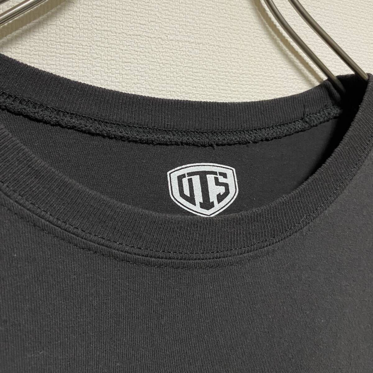 アメリカ古着 NFL タンパベイ・バッカニアーズ 長袖 Tシャツ アメリカ古着 NFL タンパベイ・バッカニアーズ 長袖 Tシャツ