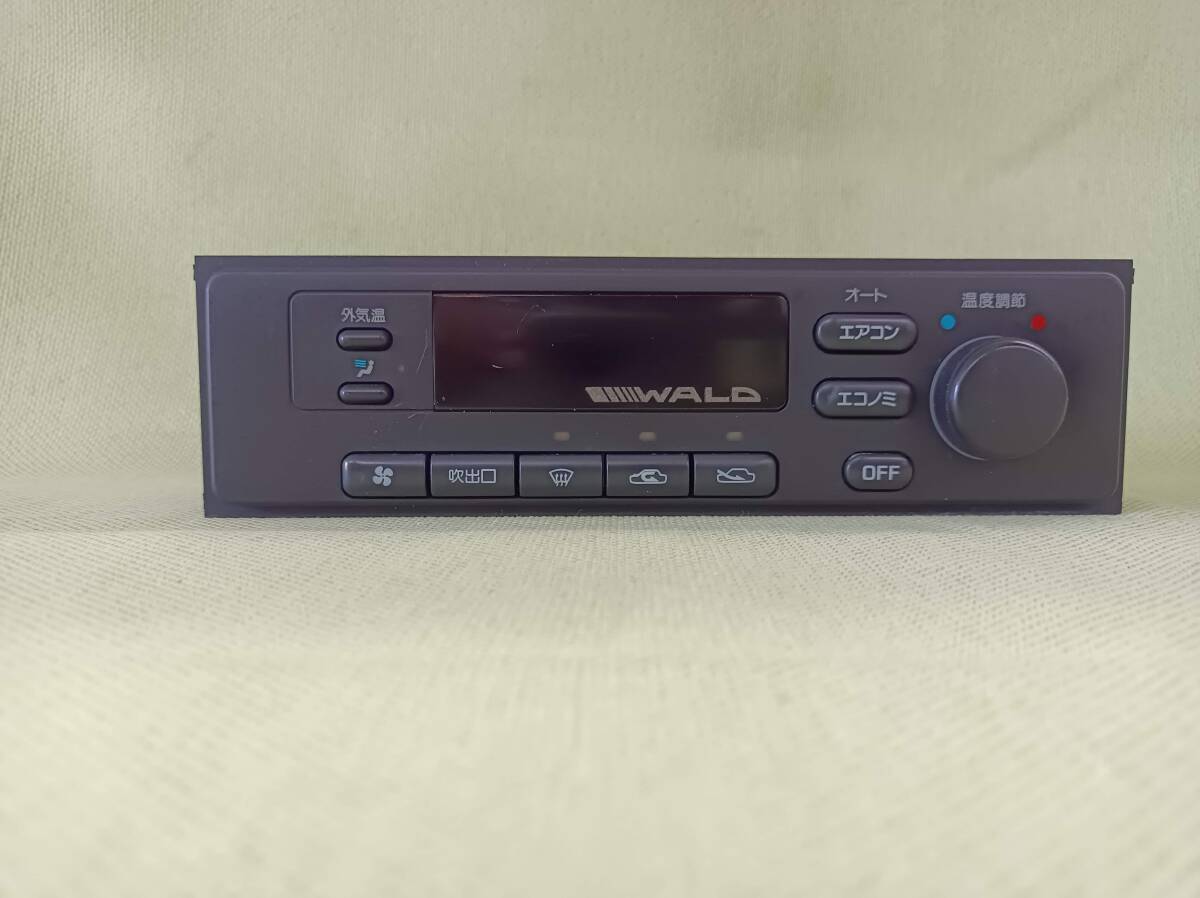 QAZ13609★NISSAN　ニッサン　Y32　PY32　グロリア　セドリック 純正　オートエアコンパネル　28525-0P000 「1Y20」