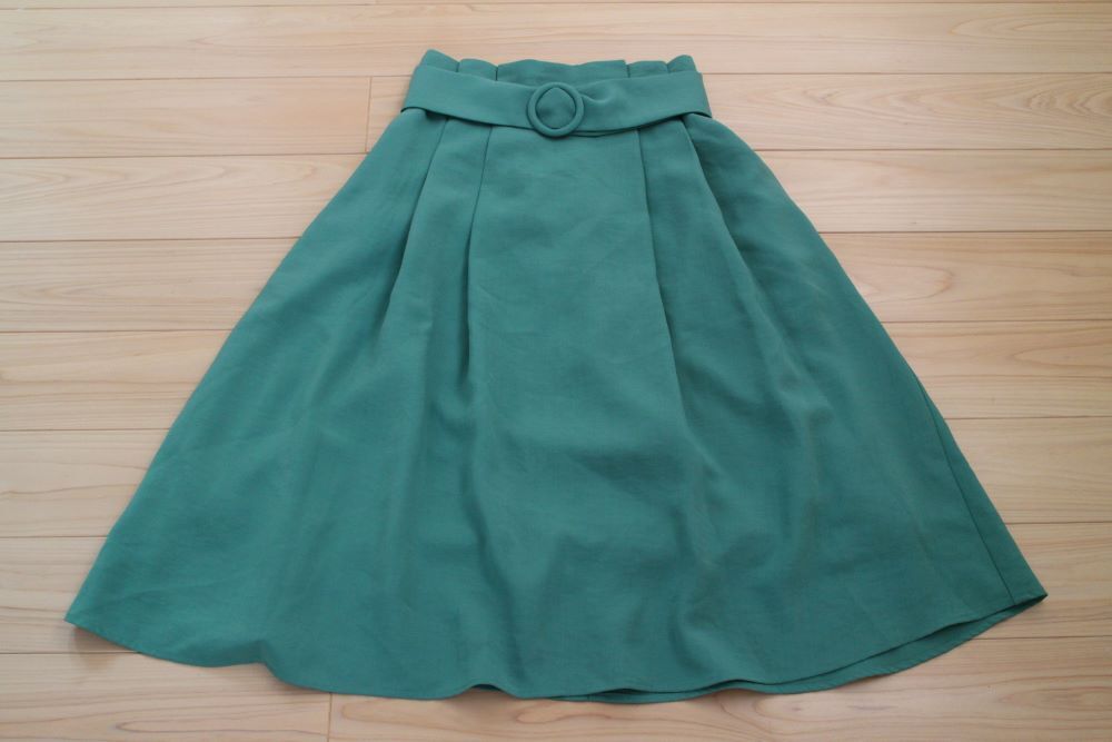 [.. stylish!]*VIS screw * now . mat ......... cute . circle belt green flared skirt L Jun lady`s style Ferrie simo