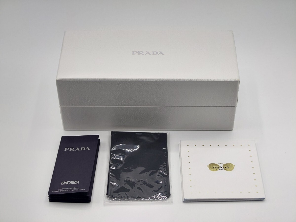 PRADA hyde着 プラダ SPR55T ラウンドサングラス 丸型 ブラック PRADA hyde着 プラダ SPR55T ラウンドサングラス 丸型 ブラック