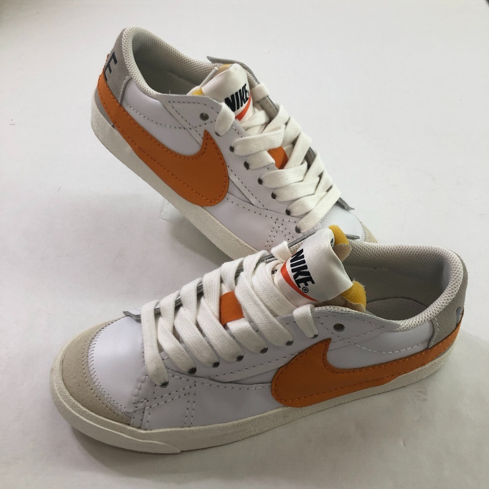 04wy3523∞【1円～】 NIKE BLAZER LOW ナイキブレーザー ロー 77 ジャンボ DN2158-100 ホワイト/アルファオレンジ 27cm スニーカー 中古品