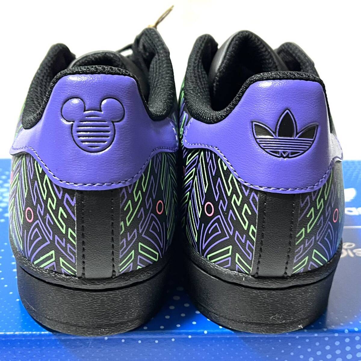 新品】アディダス ディズニー ミッキー キッズスニーカー ADIDAS 新品】アディダス ディズニー ミッキー キッズスニーカー ADIDAS