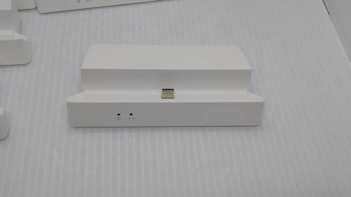●au純正品 Speed Wi-Fi NEXT W05 HWD36 クレードル HWD36PUA　5個セット　Type-ｃ_画像2