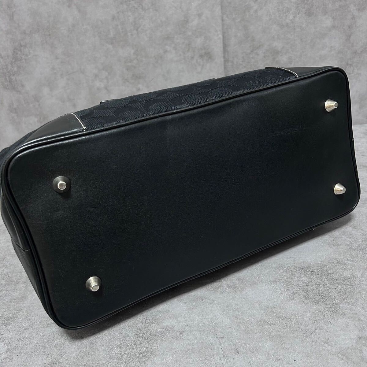 極美品 COACH コーチ シグネチャー ビジネスバッグ ハンドバッグ 極美品 COACH コーチ シグネチャー ビジネスバッグ ハンドバッグ