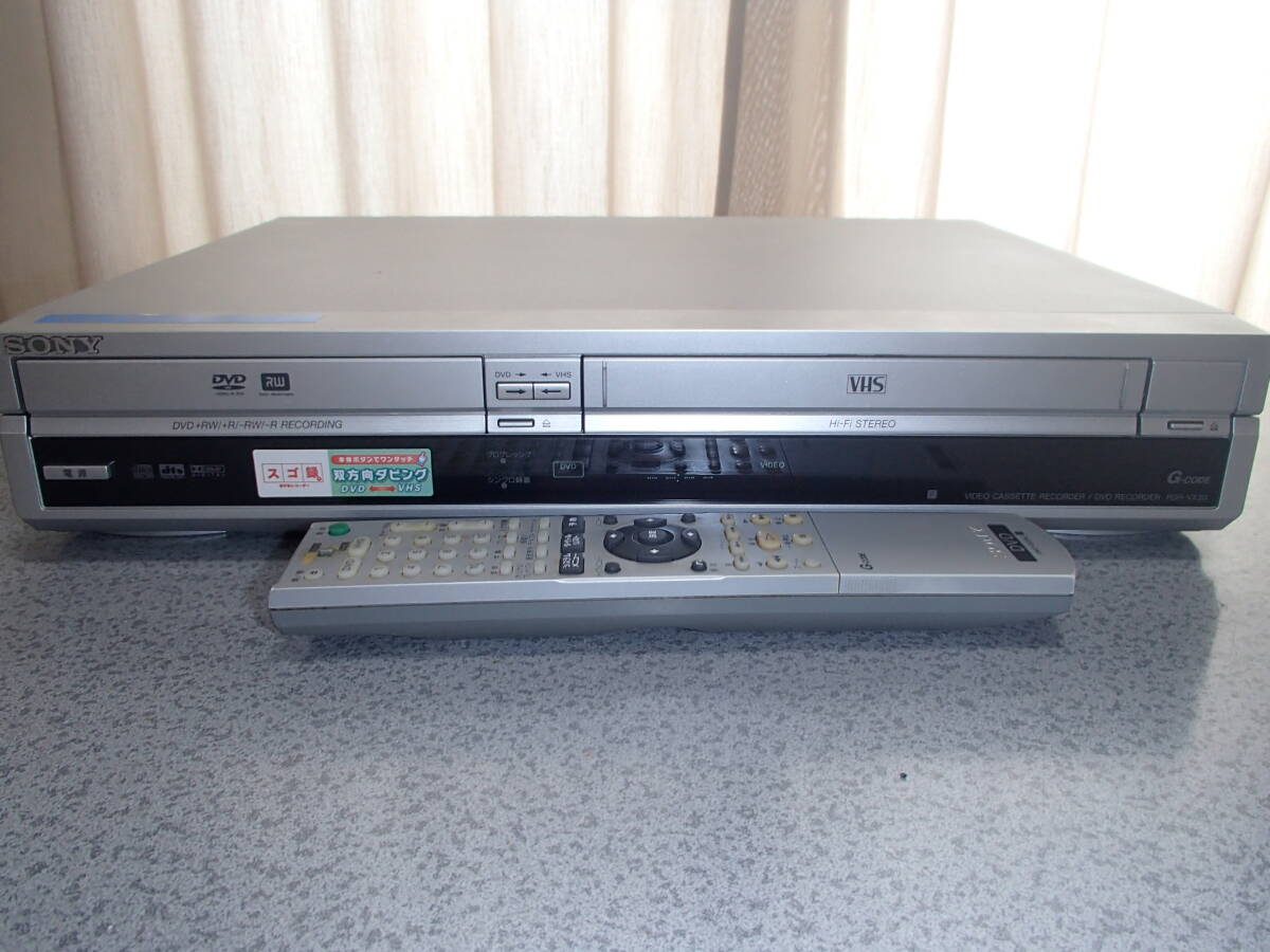 中古】SONYソニー ふき取ら VHSビデオ一体型DVDレコーダー 中古】SONYソニー ふき取ら VHSビデオ一体型DVDレコーダー