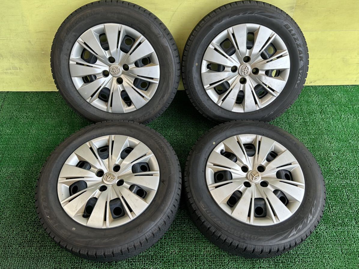 185/60R15 2022年スダットレス ブリヂストンブリザックVRX2　4本セットトヨタ ヴィッツ 130系 純正 G4 4穴PCD100 ET+45 15×5.5J ハブ54mm 