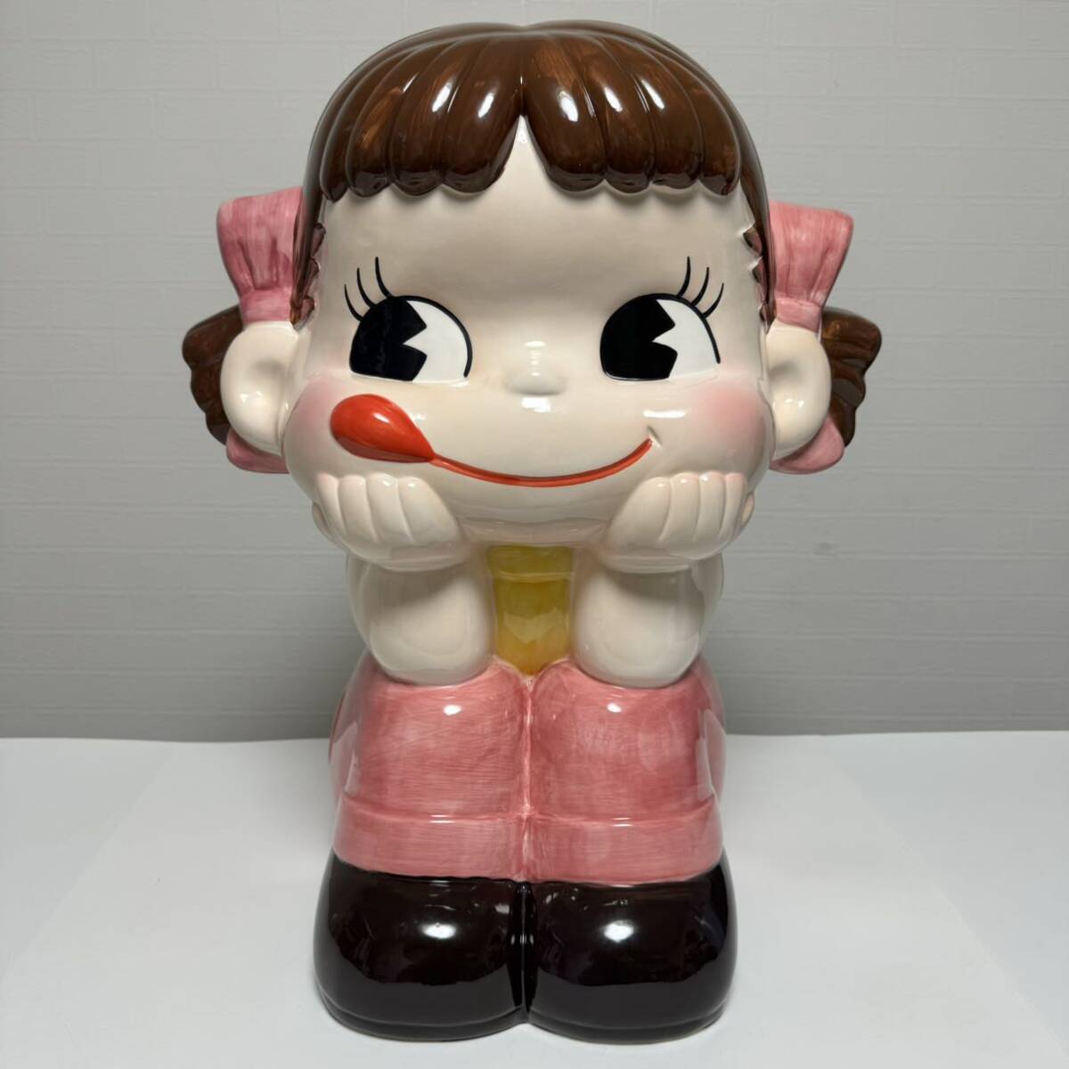 貴重】FUJIYA 不二家 ジャンボペコちゃん人形 陶器製 ファミリー 貴重】FUJIYA 不二家 ジャンボペコちゃん人形 陶器製 ファミリー