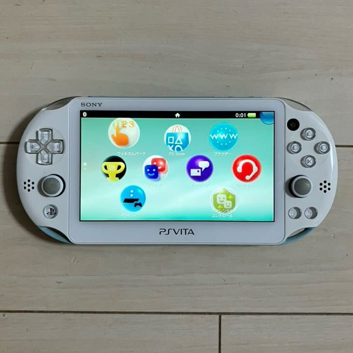 携帯用ゲーム機本体 PSVITA PCH-2000 ZA14 Amazon | PlayStation Vita Wi-Fiモデル ブラック (PCH-2000ZA11