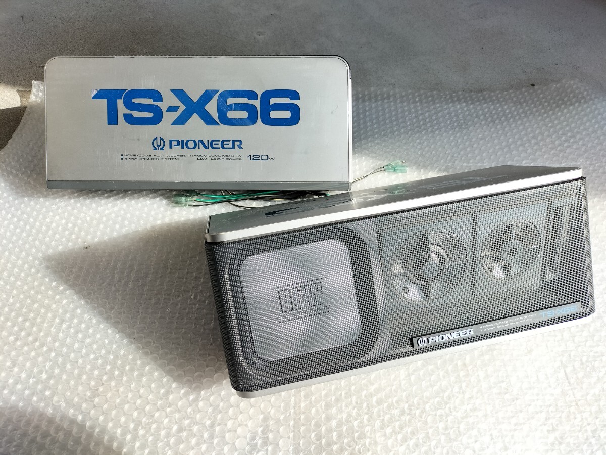 Pioneer TS- X 66 リア スピーカー ロンサムカーボーイ イルミ Pioneer TS- X 66 リア スピーカー ロンサムカーボーイ イルミ