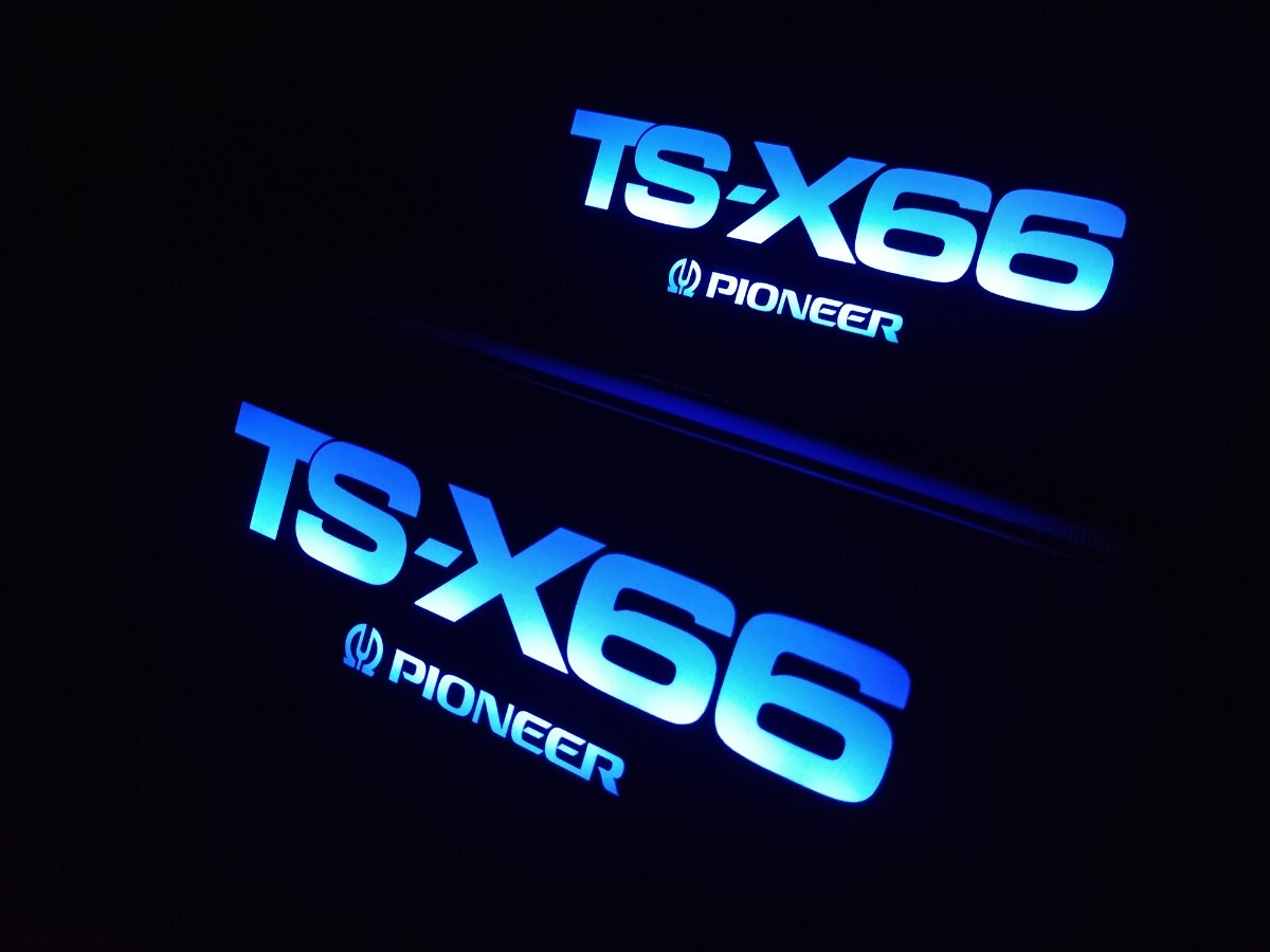 Pioneer TS- X 66 リア スピーカー ロンサムカーボーイ イルミ Pioneer TS- X 66 リア スピーカー ロンサムカーボーイ イルミ