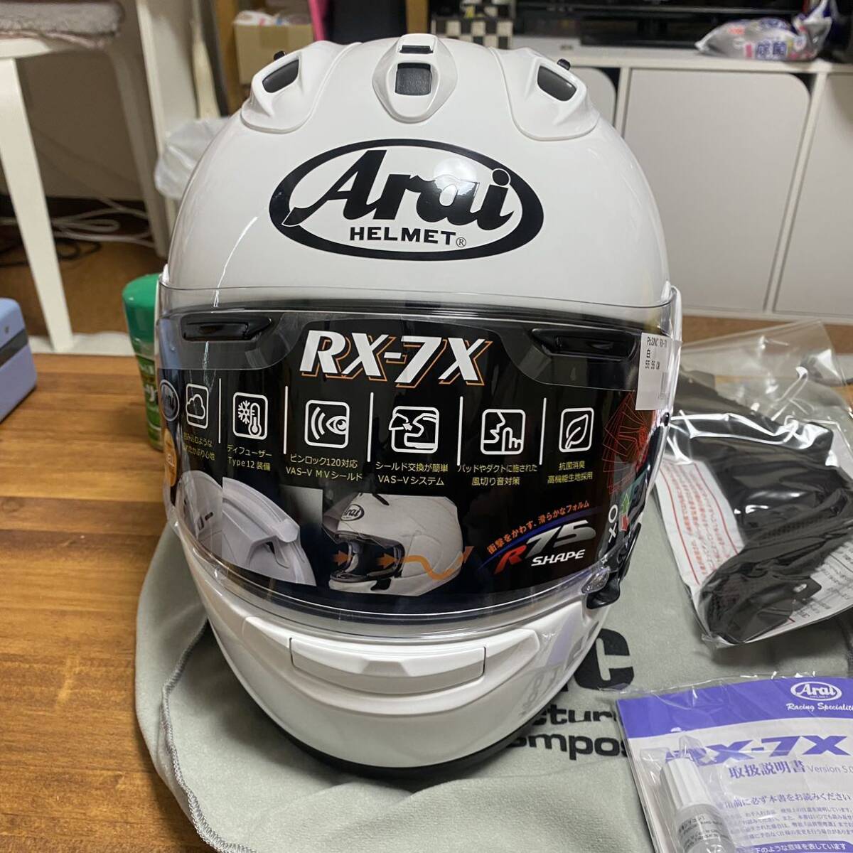RX-7X Sサイズ(55-56cm) ホワイトヘルメット フルフェイス RX-7X Sサイズ(55-56cm) ホワイトヘルメット フルフェイス