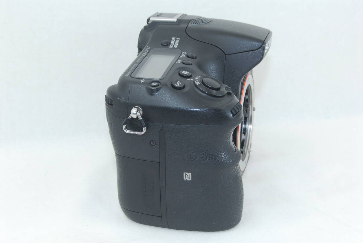 現状品 SONY ソニー α77 II ボディ ILCA-77M2 ボディ 大人気機種 現状品 SONY ソニー α77 II ボディ ILCA-77M2 ボディ 大人気機種