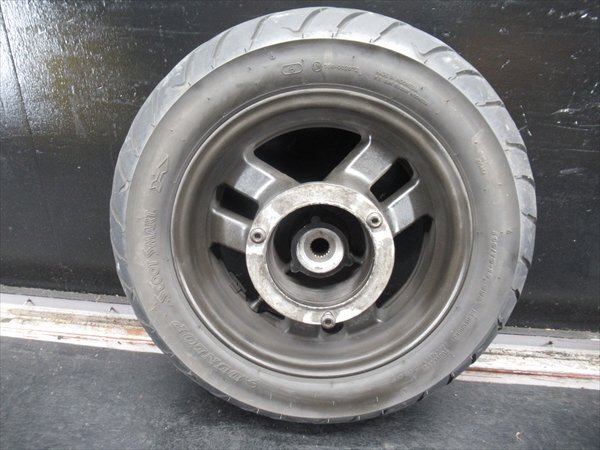 J2R6-0913 Yamaha Majesty 250-4 заднее колесо шина [SG20J-011*** 2007 год анимация иметь ]