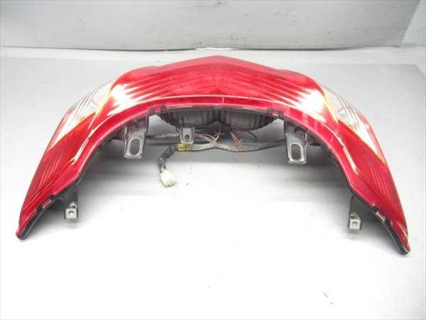 J2R6-0913 ヤマハ マジェスティ250-4 テールランプ テールレンズ 純正品 【SG20J-011*** 2007年式 動(dòng)畫有】