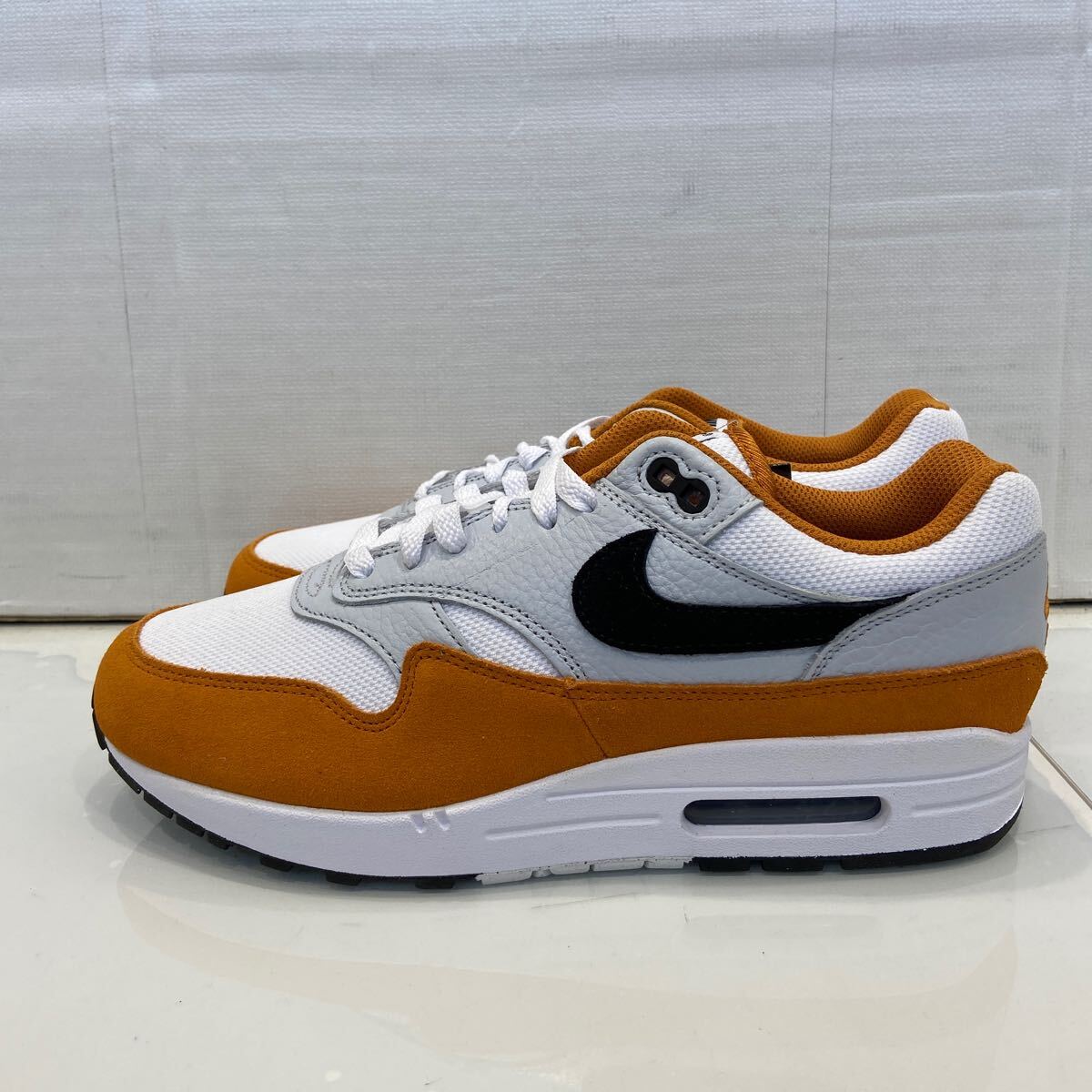 【NIKE ナイキ】FN6952-101 AIR MAX 1 エアマックス1 ローカットスニーカー 26.5cm オレンジ ホワイト 2409oki M