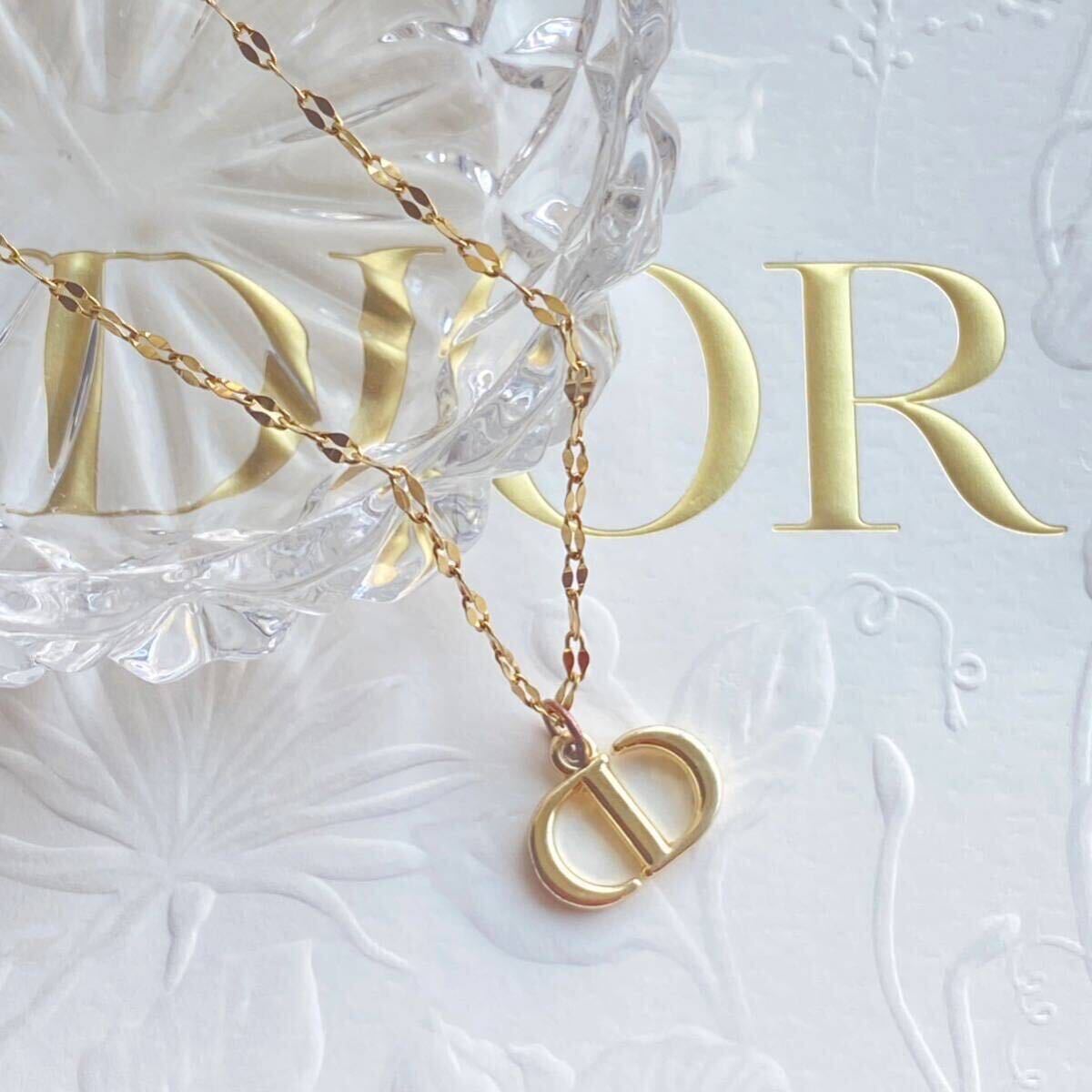 Christian Dior クリスチャンディオール CDロゴ チャーム Christian Dior クリスチャンディオール CDロゴ チャーム