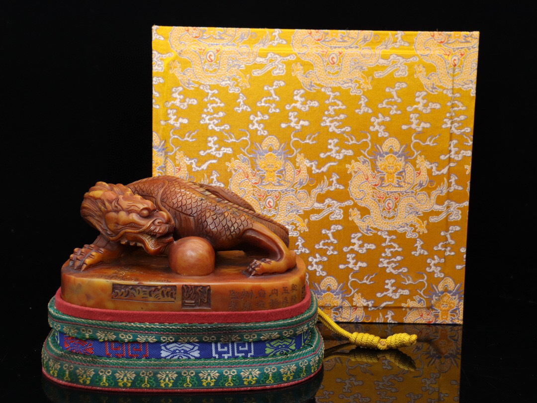 聚寳齋*和田玉手彫*鳳凰印章】玉器 賞物 中国古美術 超美品(31 聚寳齋*和田玉手彫*鳳凰印章】玉器 賞物 中国古美術 超美品(31