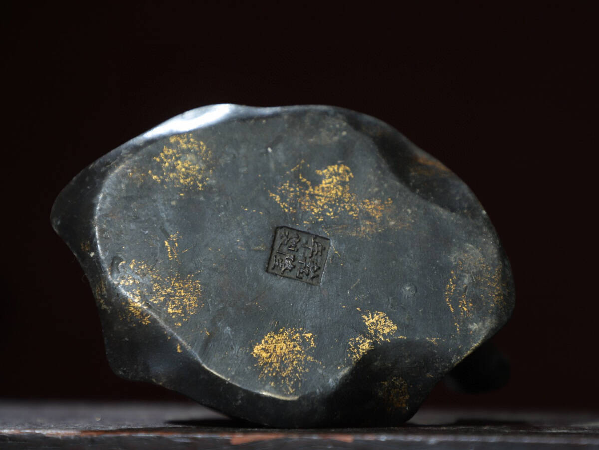 超珍館蔵】銅製 拓金 蝸牛熏香炉 置物 古賞物 古美術 超珍館蔵】銅製 拓金 蝸牛熏香炉 置物 古賞物 古美術