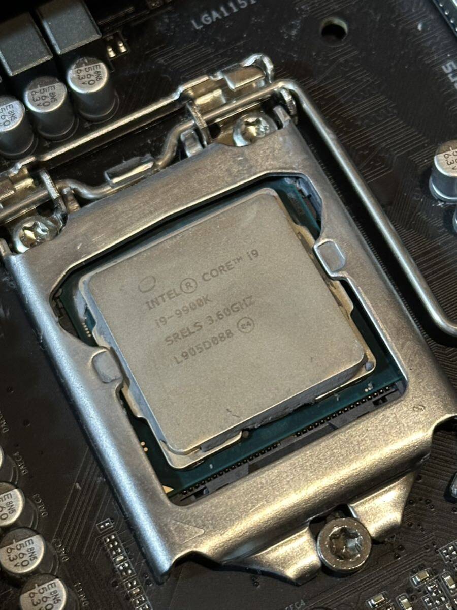 Intel CPU Core i9 9900K + マザボGIGABYTE Z390 AORUS ELITE