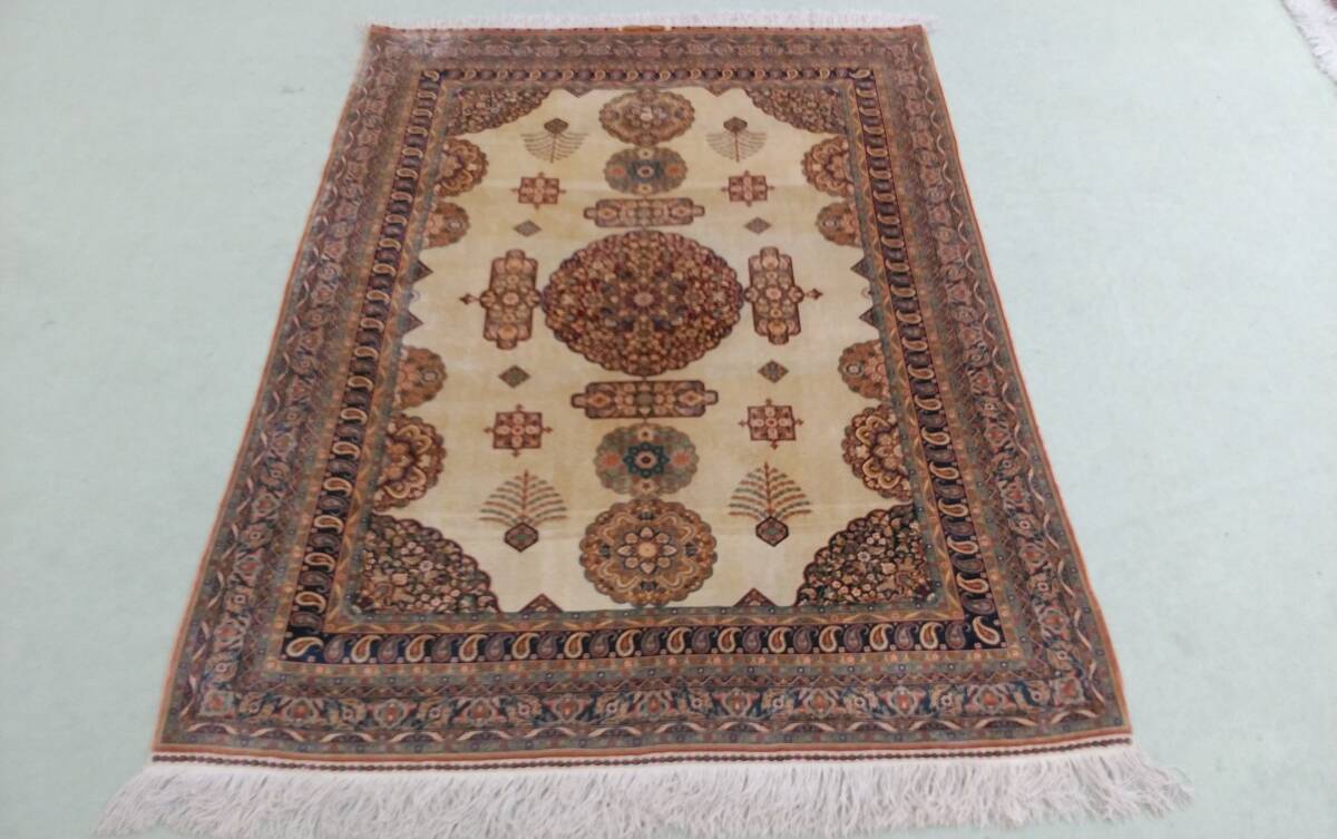 超絶希少品】最高峰 トルコ絨毯 ヘレケ シルク OZIPEK 超絶希少品】最高峰 トルコ絨毯 ヘレケ シルク OZIPEK