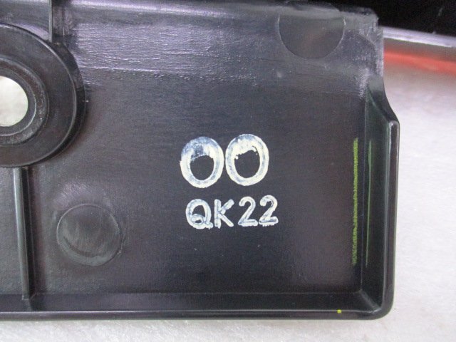 CR-V RD5 右 テールランプ/STANLEY P1784 中古品[H000-TL1347]
