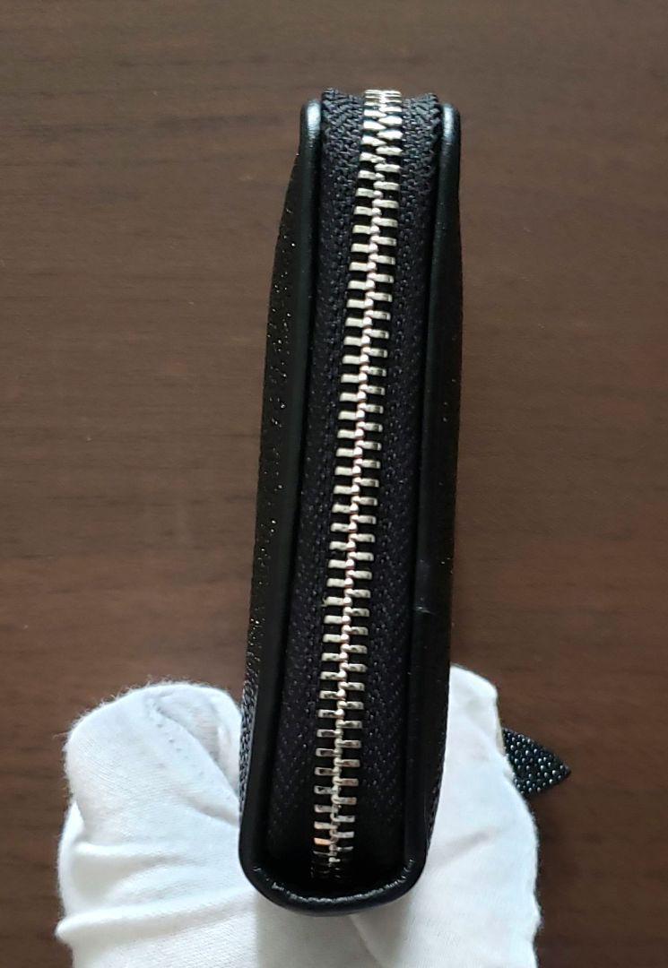 エイ革 スティングレー チャック付き折り財布 小銭入れ カード エイ革 スティングレー チャック付き折り財布 小銭入れ カード