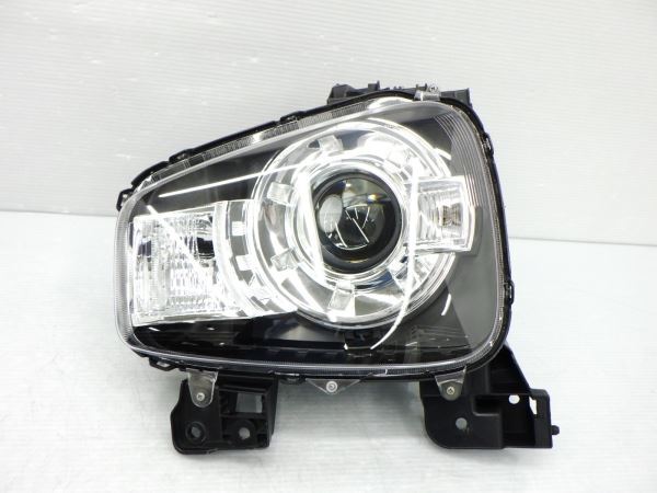 2047342 アルト ターボRS HA36S 左ライト HID STANLEY W2493 ALTO