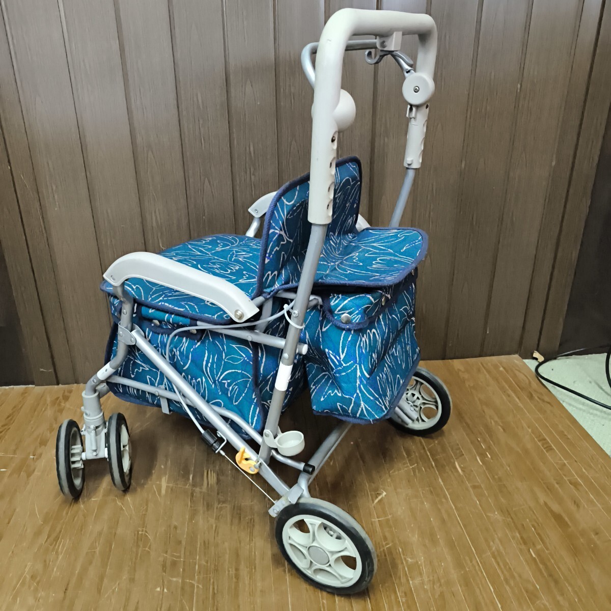 ◎【ユーメイト シルバーカー】中古品 ユーメイトHGT 最大使用者体重100kg 積載8kg 須恵廣工業 介護用品 歩行補助 手押し車 歩行器 191-26