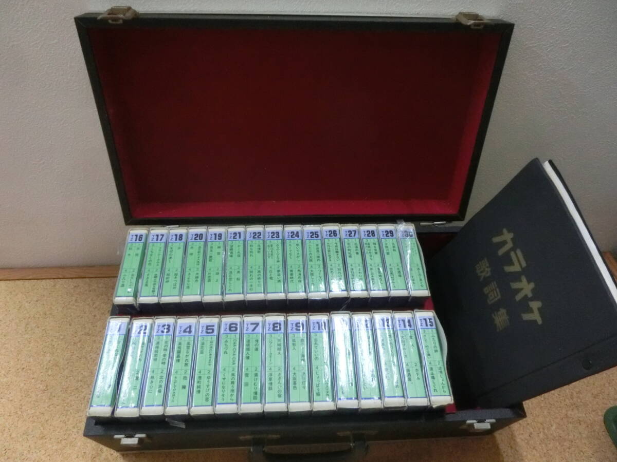  Showa Retro . operation not yet verification goods therefore 1 jpy start!! karaoke for tape 30 pcs set lyric sheet & exclusive use case attaching 