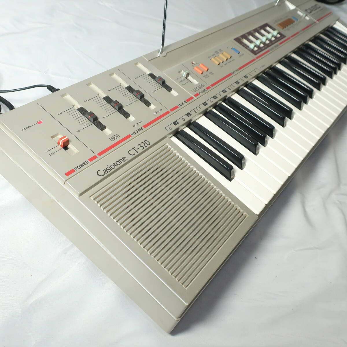 CASIO Casiotone CT-320 電子ピアノ シンセサイザー 銀色 - メルカリ