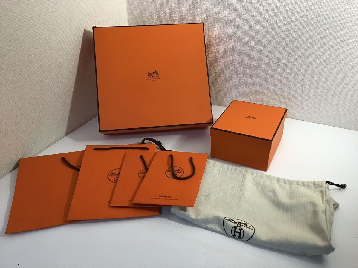 ルイビィトン LV 箱 紙袋 紙袋 ルイビィトン LV 箱 紙袋 紙袋